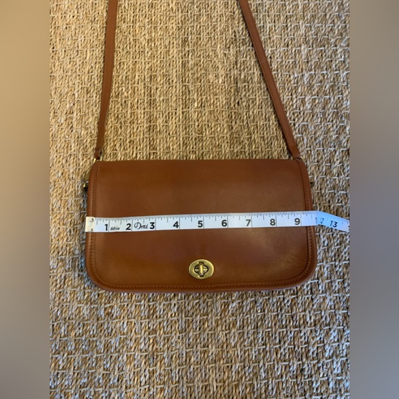 Coach Vintage Crossbody Purse - Picture 14 of 16